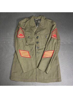 Vintage USMC Military Dress Jacket Olive Green 46R With Red Sergeant Chevrons